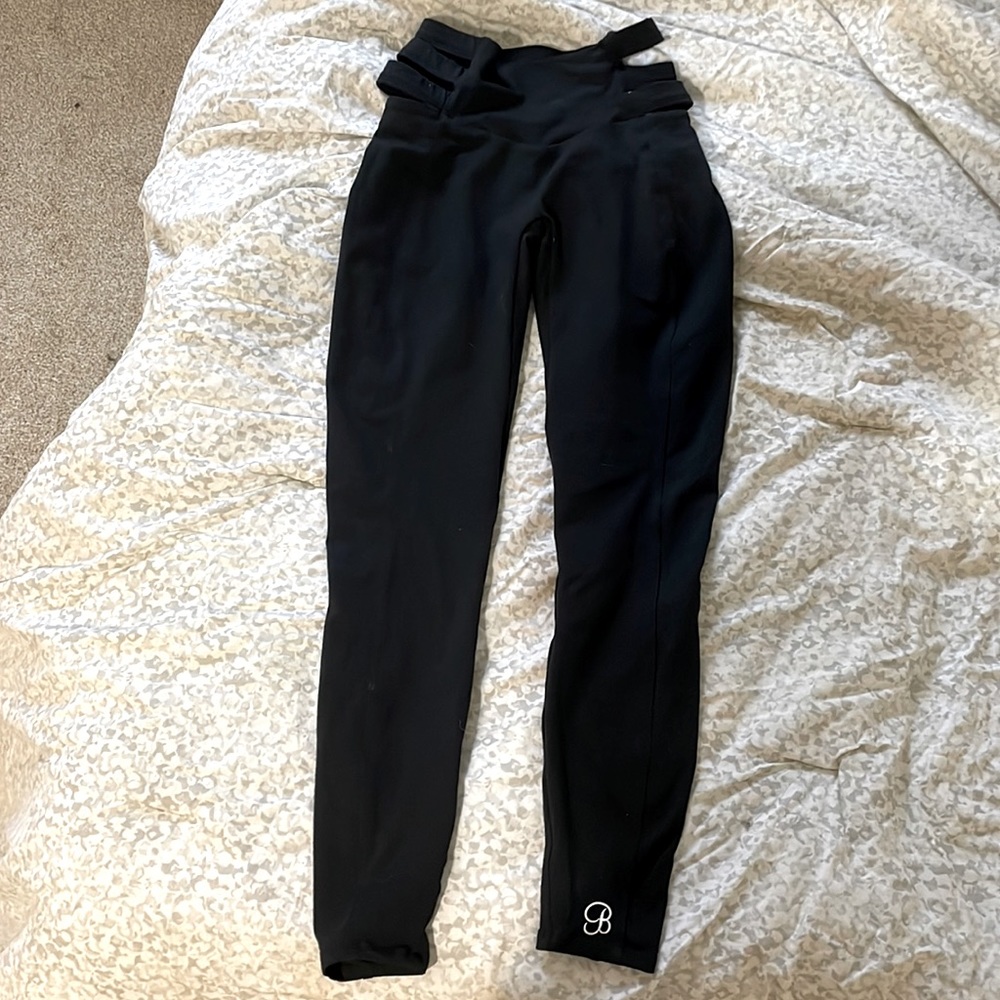 Bombshell savage black scrunch bum leggings small